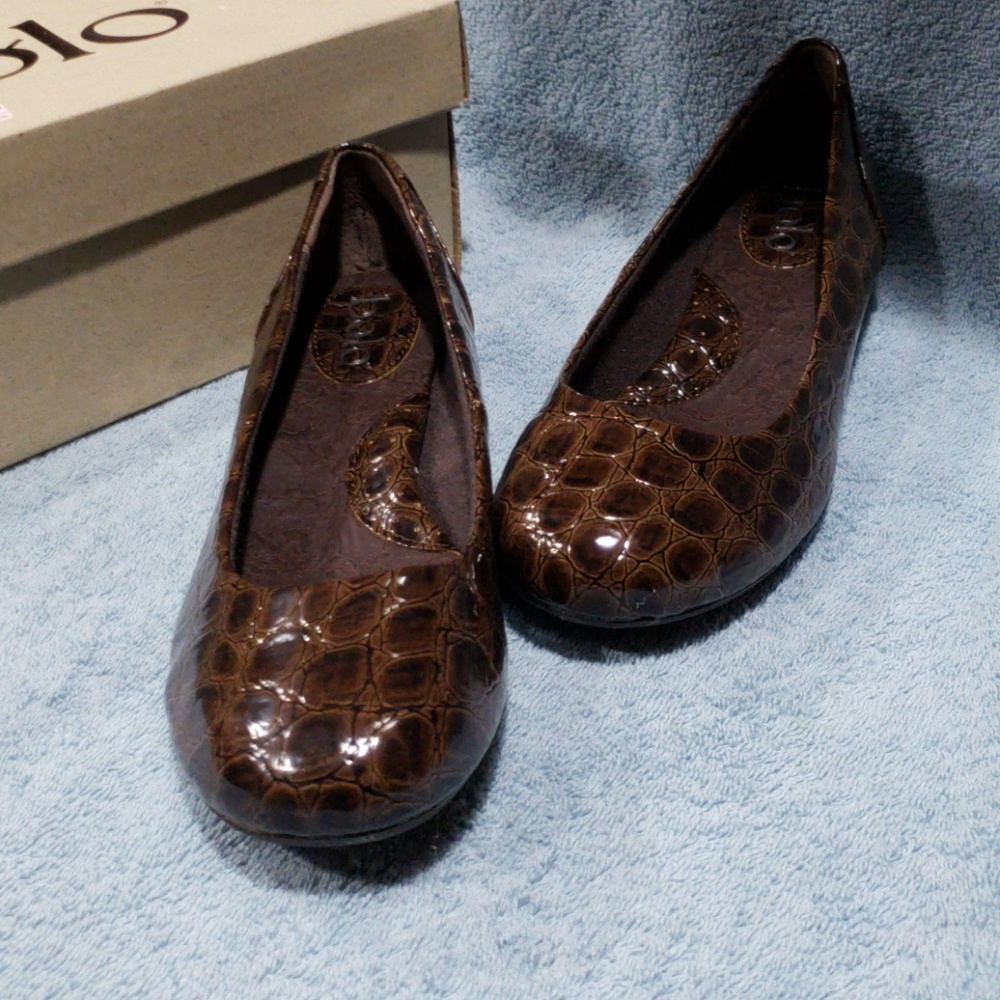 Bolo by BORN Comfort Flats Brown Size 7.5